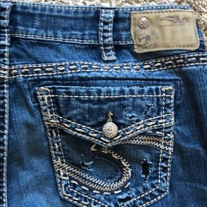 Silver Jeans sz 31/33